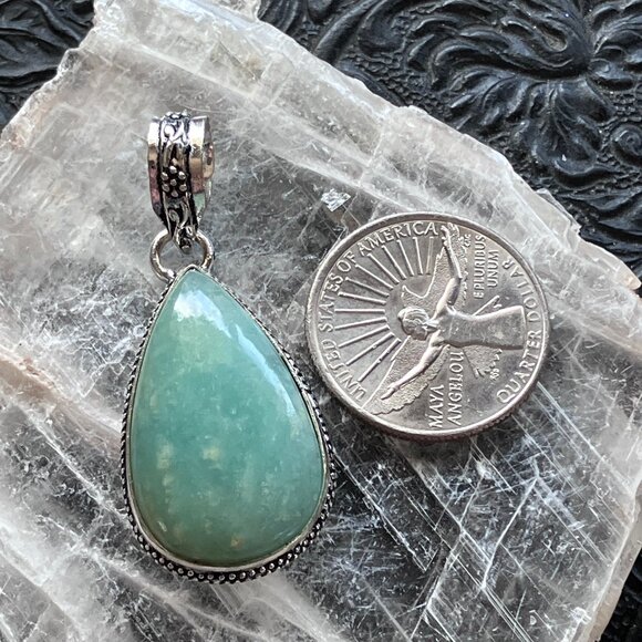 Chrysoprase Stone Jewelry Crystal Pendant - Picture 6 of 6